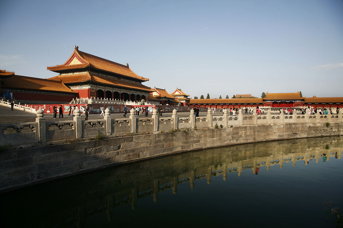 清 满乾坤请填空