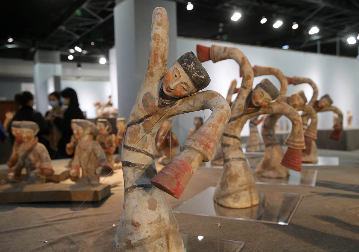 汉兵马俑文化元素玩具产品设计：以体验为核心的设计与交互