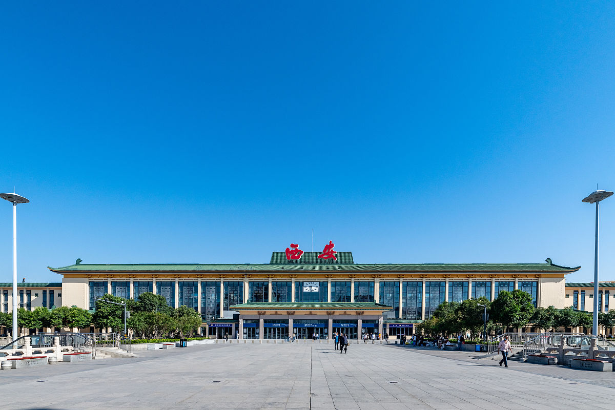 西安综合职业中等专业学校地址及乘车路线 - 如何到达学校