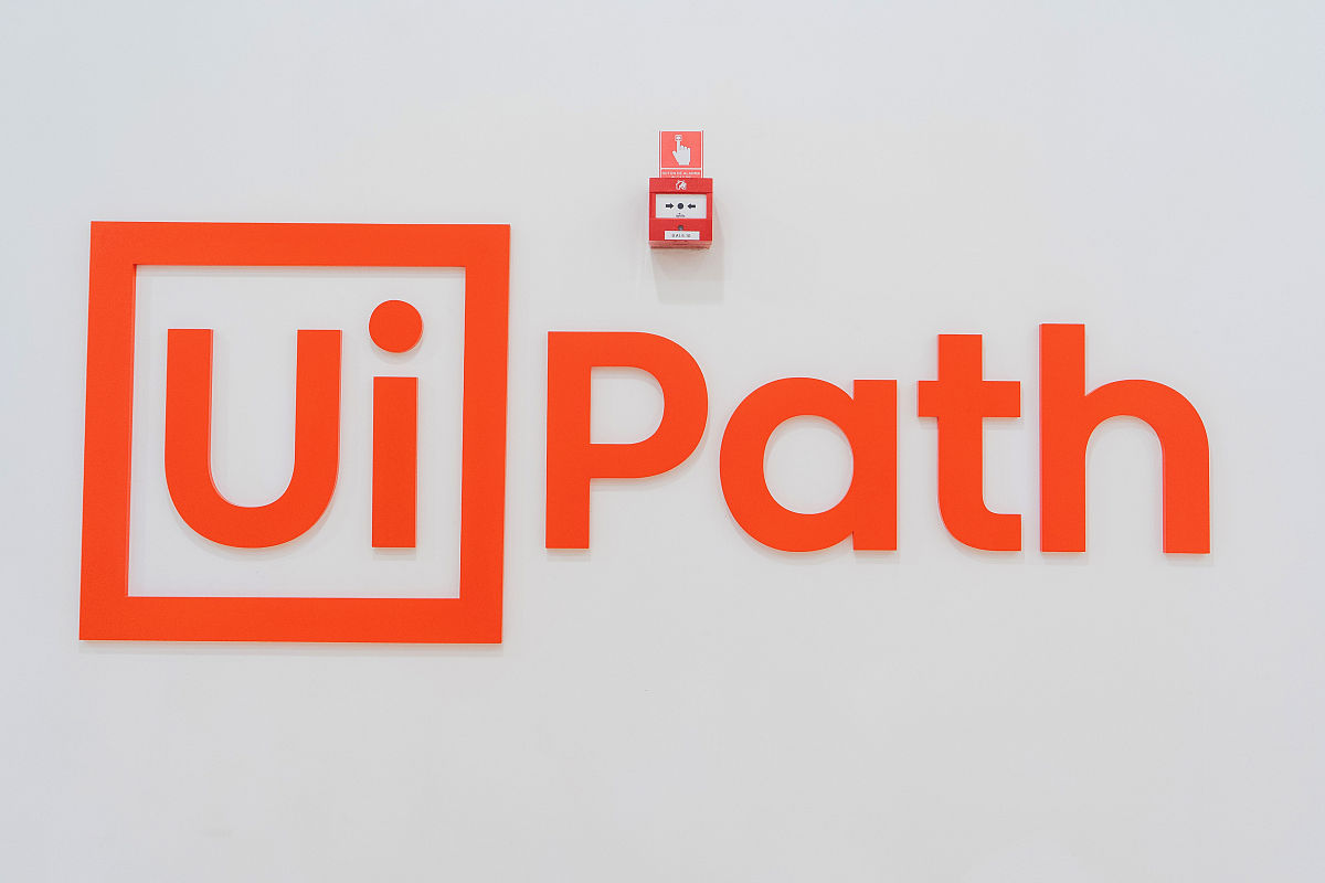 优化工程预算、变更签证、结算流程，实现高效成本控制