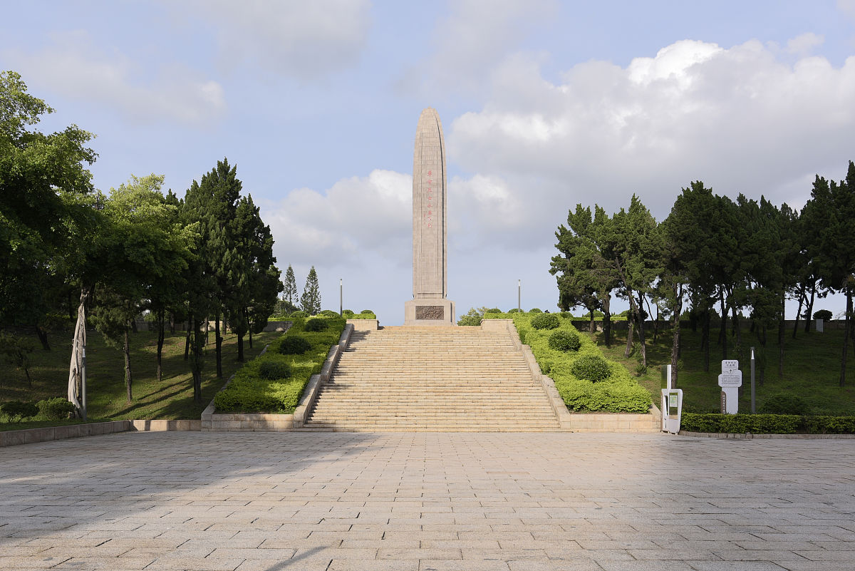 龙华烈士陵园：英灵守护，精神传承