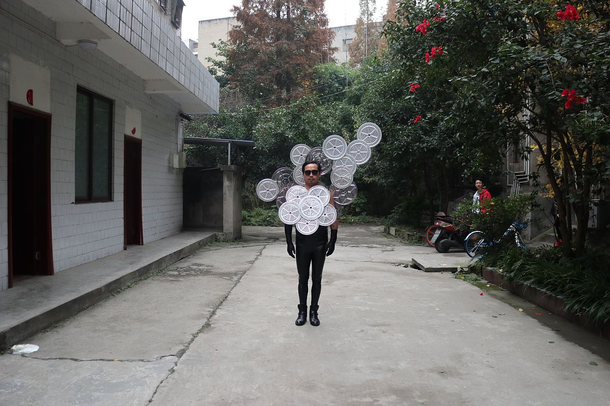 深入学习福禄培尔的教育思想后编写一个关于保护环境的幼儿园教案