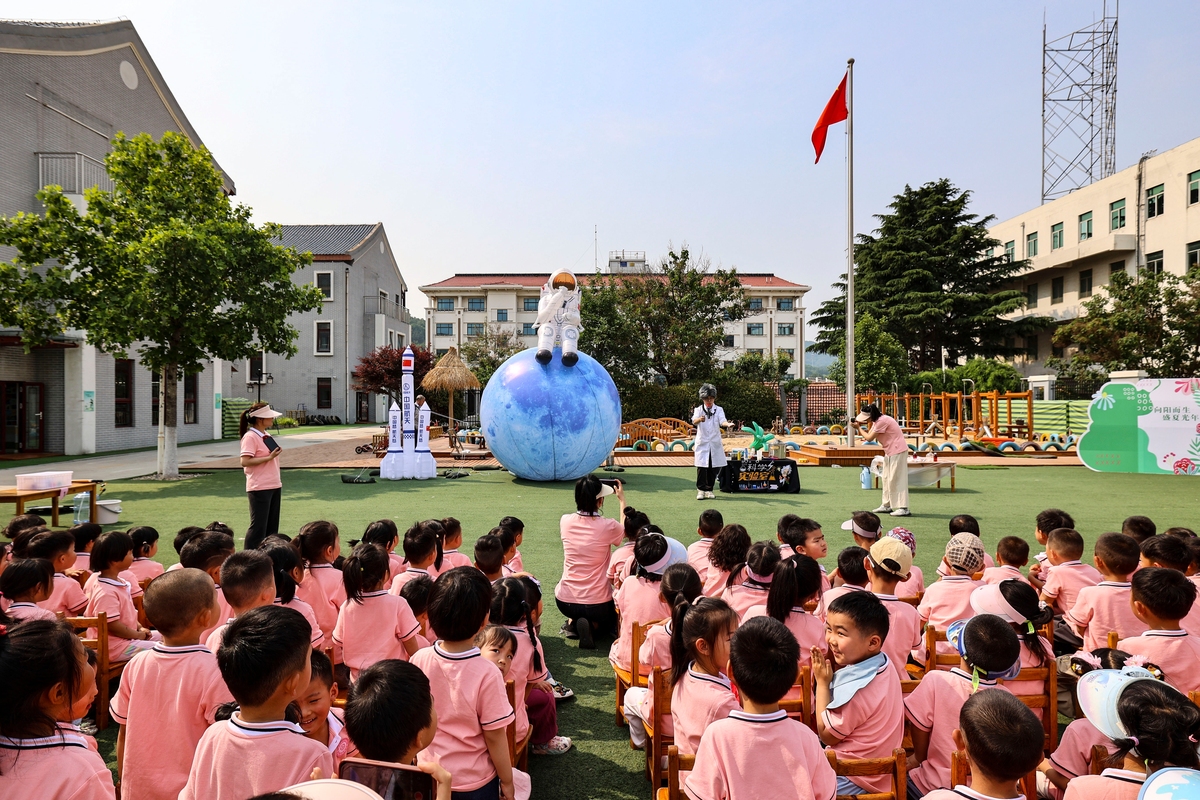 云梦县宏哲学校幼儿园体验活动：开启小学生活新体验