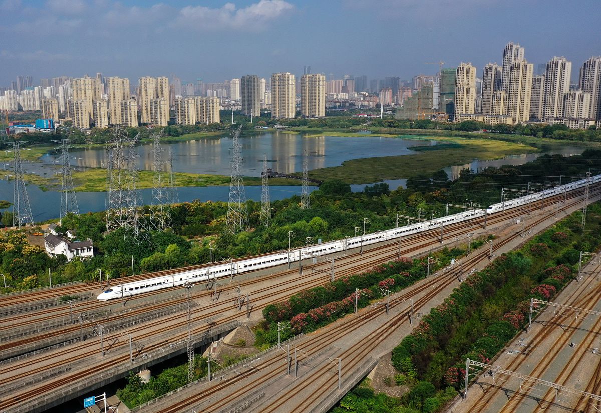 G8283次列车路线及途经站点 - 广州到西安