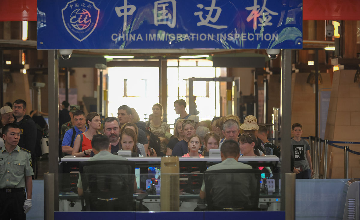 对中国普通公民免签的国家有哪些？