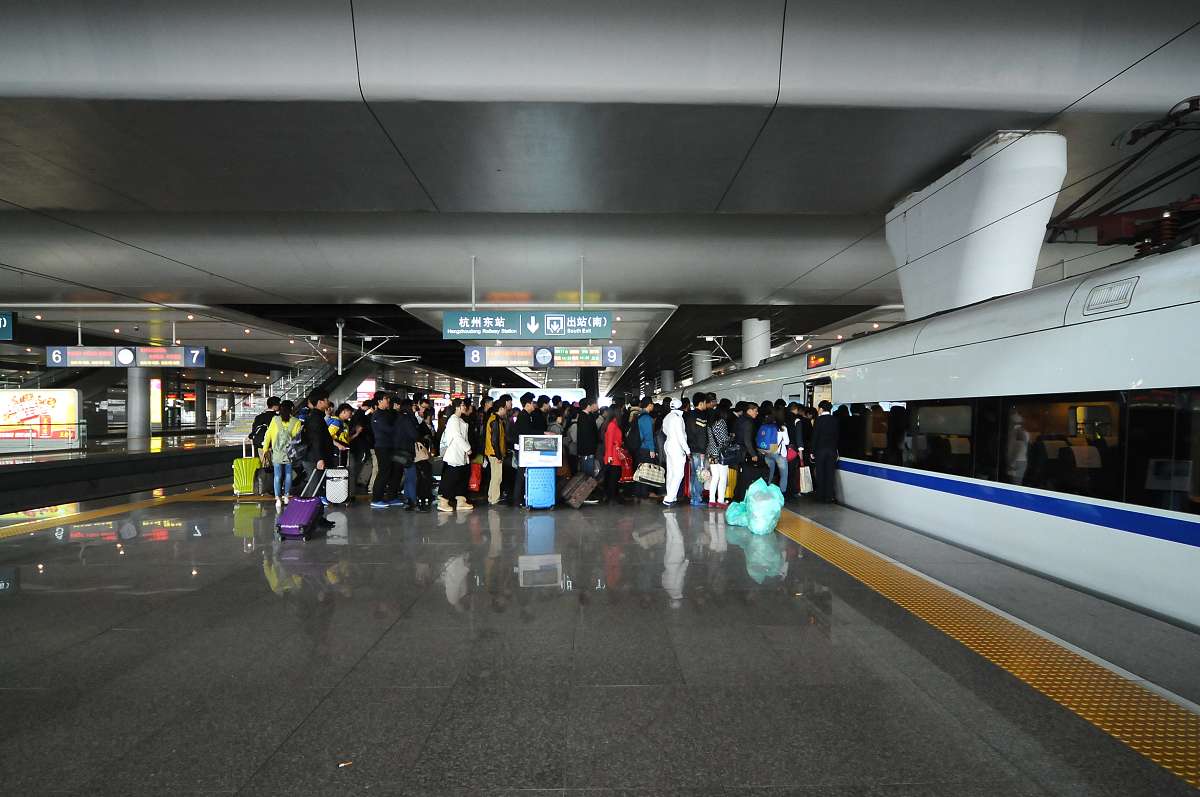 最专业的职校-成都高铁学校