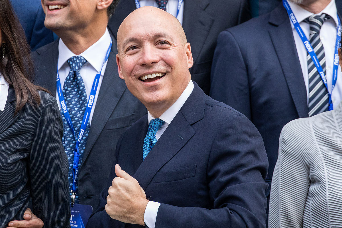 当地时间2019年4月16日,意大利米兰,nexi spa首席执行官paolo bertolu