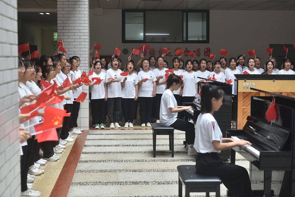 成都哪所幼师学校比较好