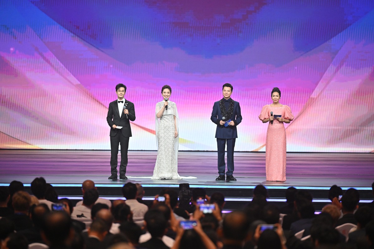 四川师范大学第二届师大好声音教工歌手大赛圆满落幕