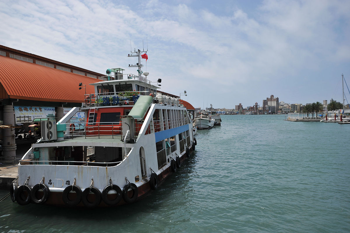 长江主题PPT大纲：从自然景观到人文历史，全面展现母亲河的壮丽与魅力