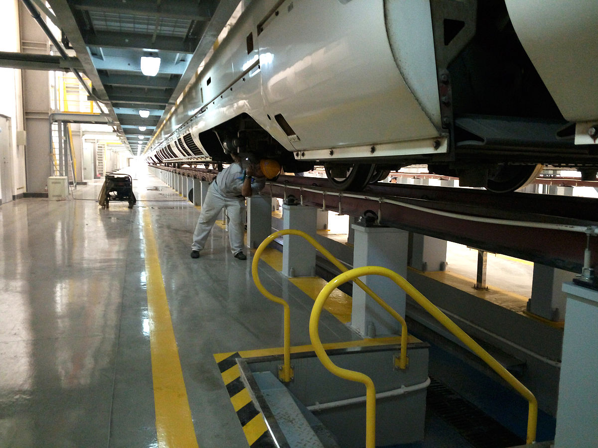 CRH2型动车组空调系统冷气输送流程详解