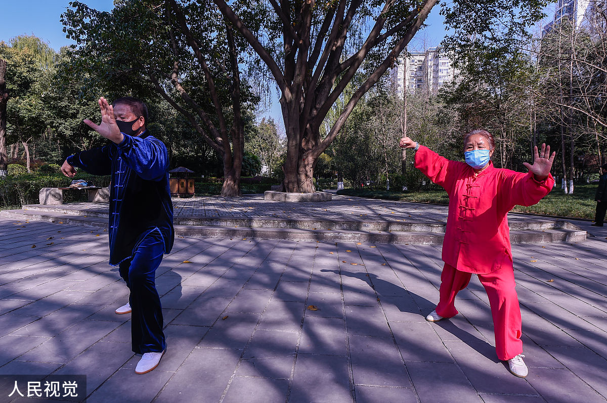 (如需下载使用,请务必署名:红星新闻 王欢/人民视觉)2020年3月19日,四