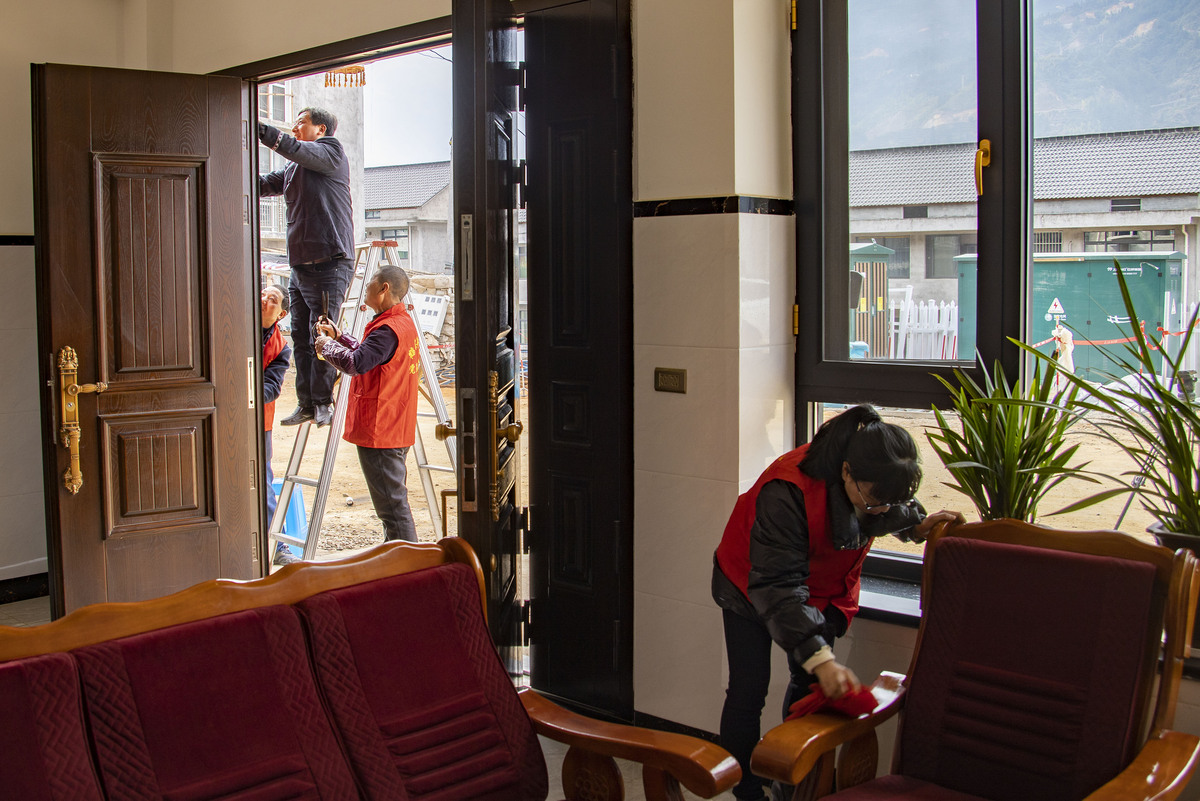 物业开展家政客厅99元清洁方案