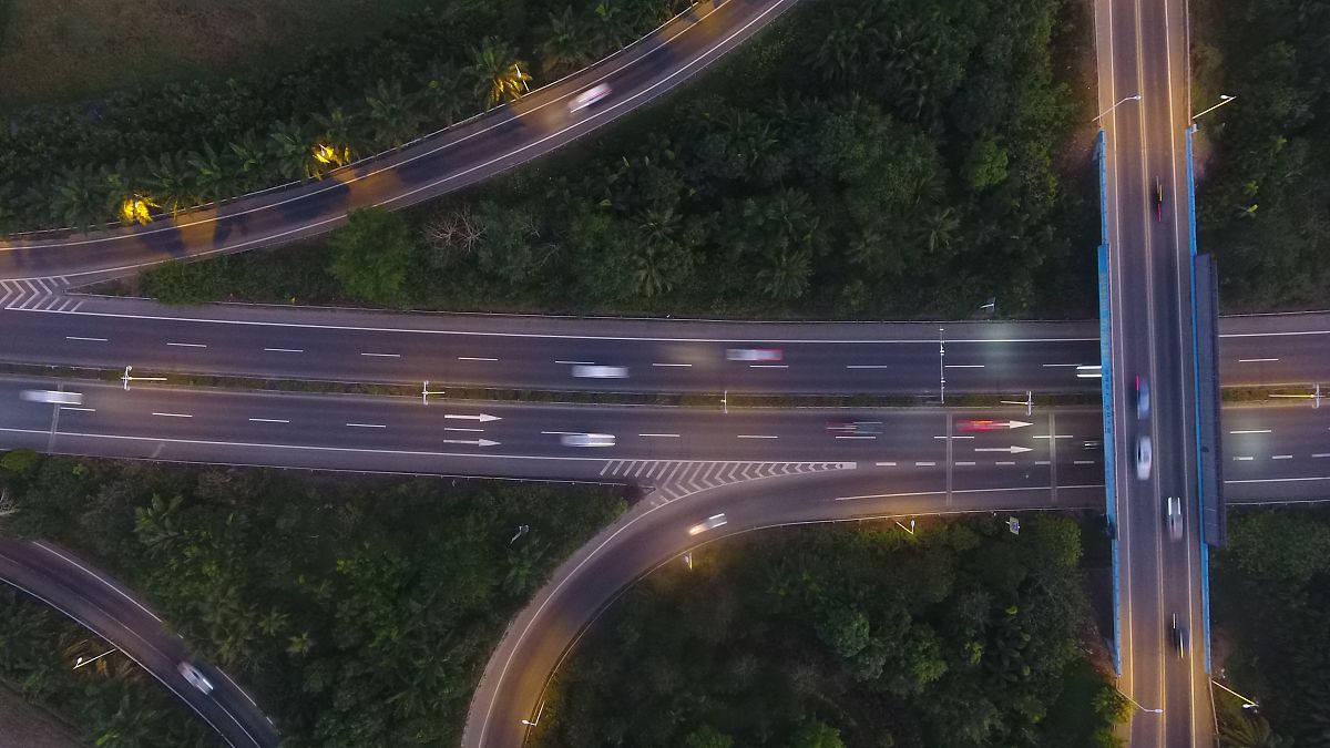 贵阳市高速铁路学院3+2学制毕业生就业情况分析