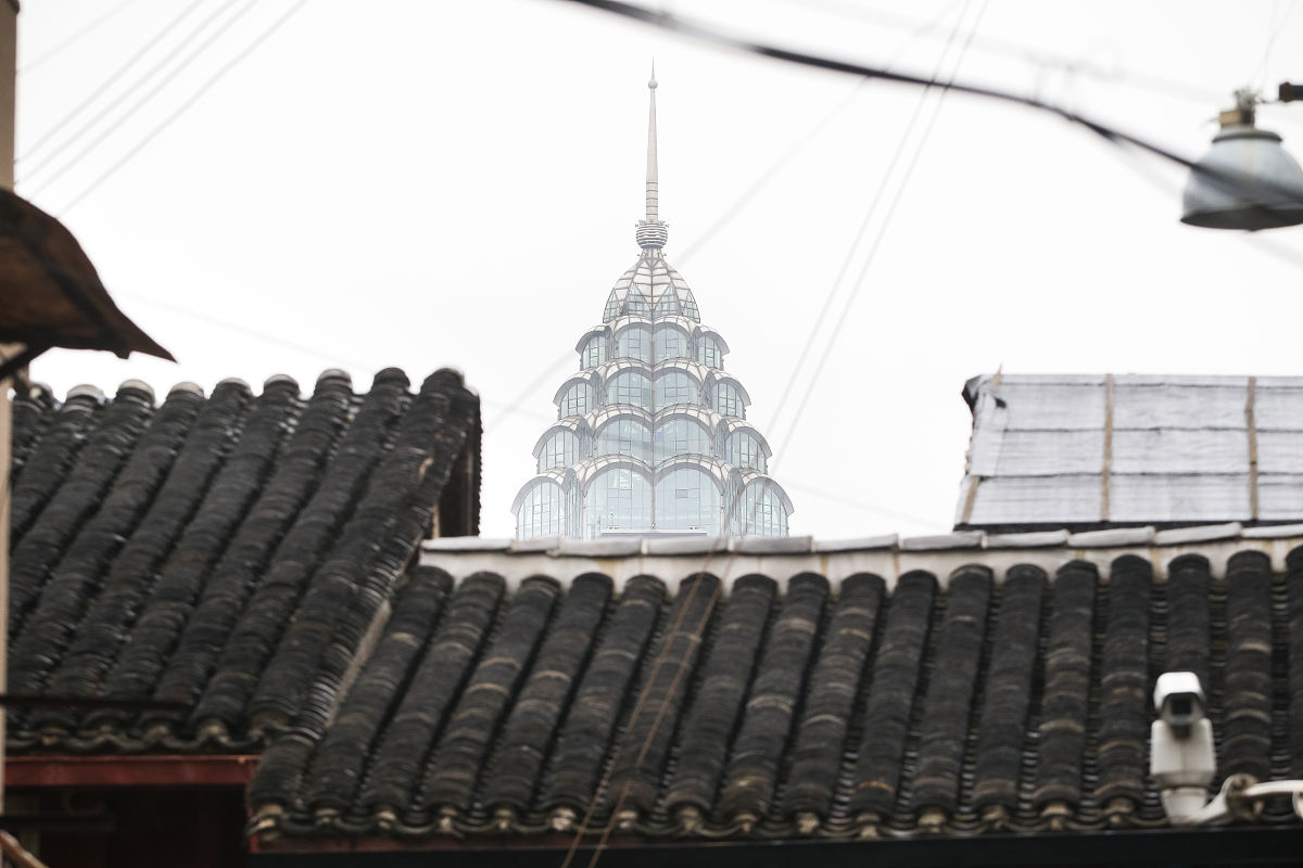 论中国与西方的建筑方式的差异300字左右查重率20左右