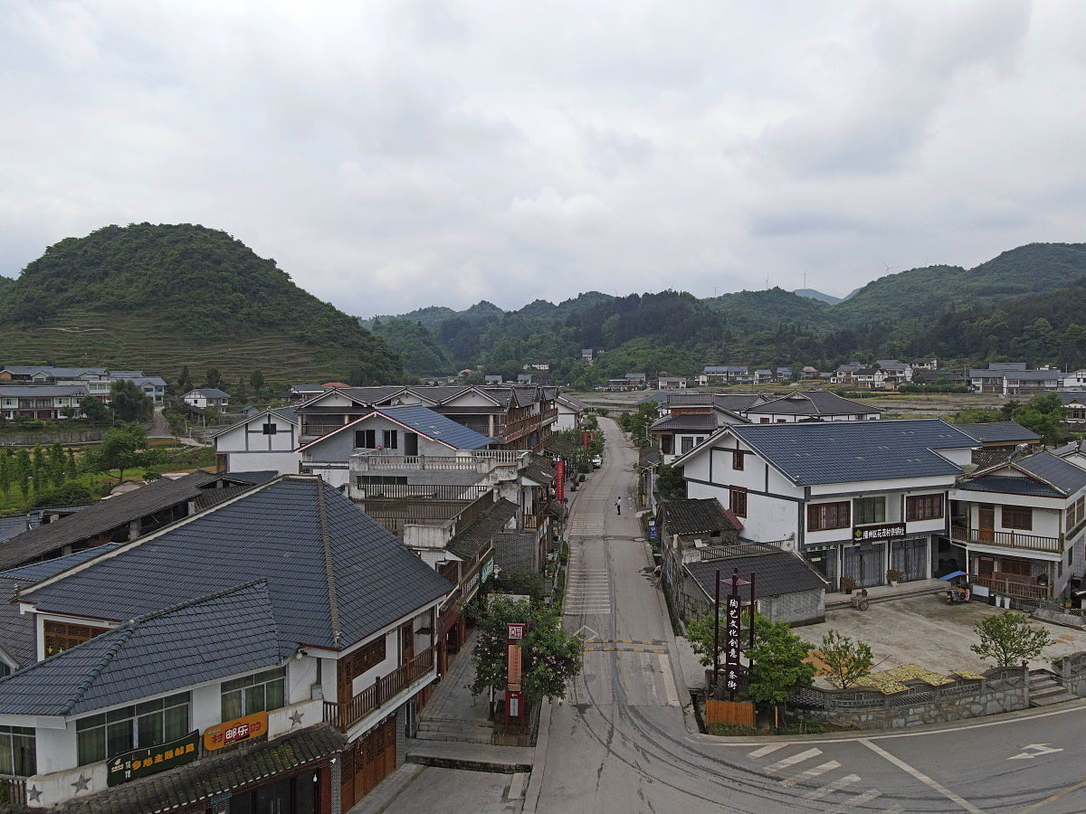 贵阳至北海速第六合同段在贵州哪个地方