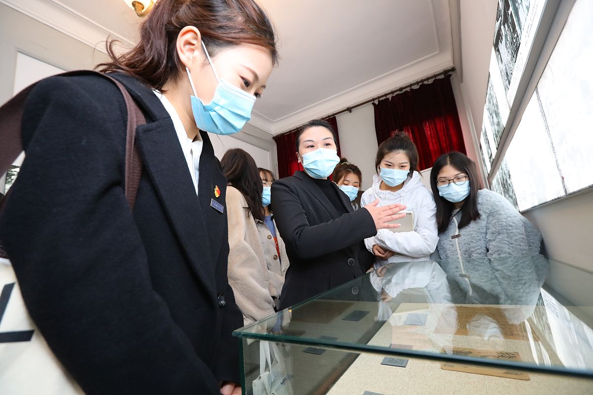 初中思政课的重要性：塑造价值观，引导未来发展