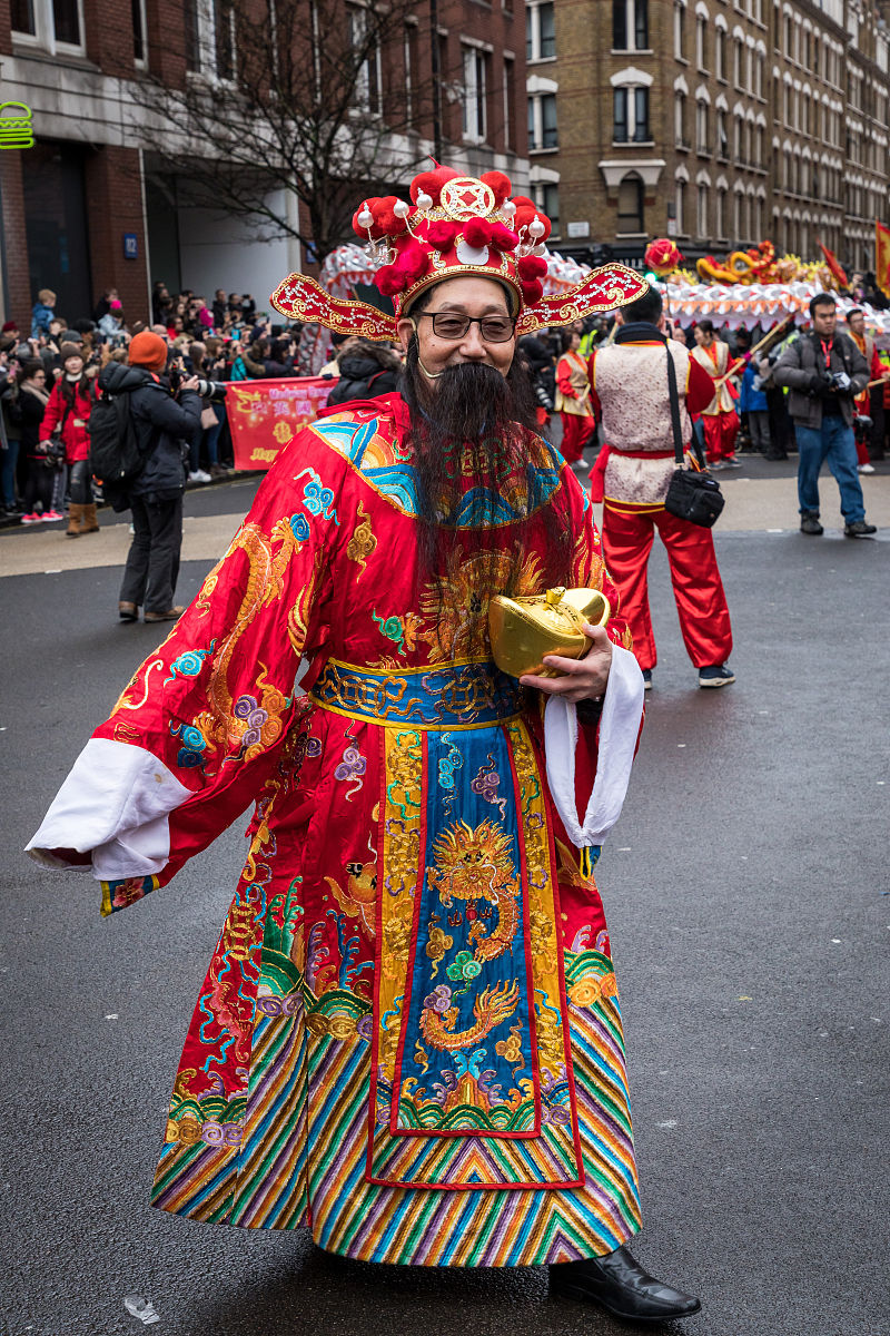 当地时间2019年2月10日,大年初六,英国伦敦华埠商会隆重举行"四海同春