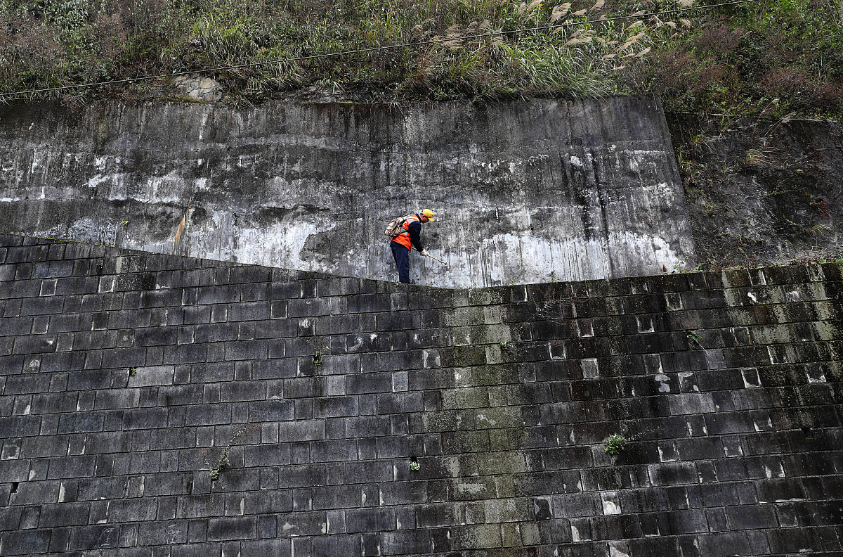 重庆铁路技校招生要求：入学条件及综合素质评估