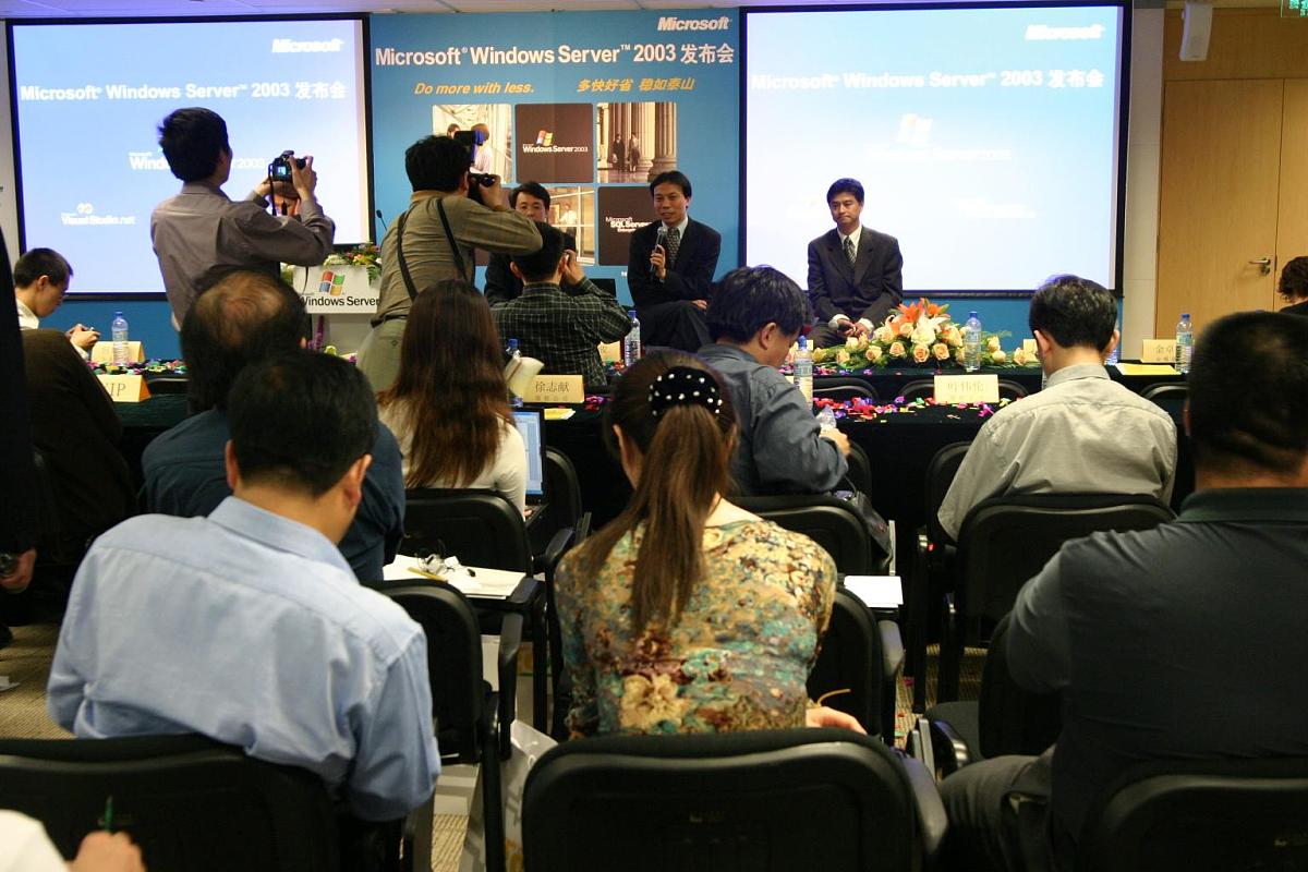 成都大学新闻中心记者团部门招新推文取几个有吸引力的标题