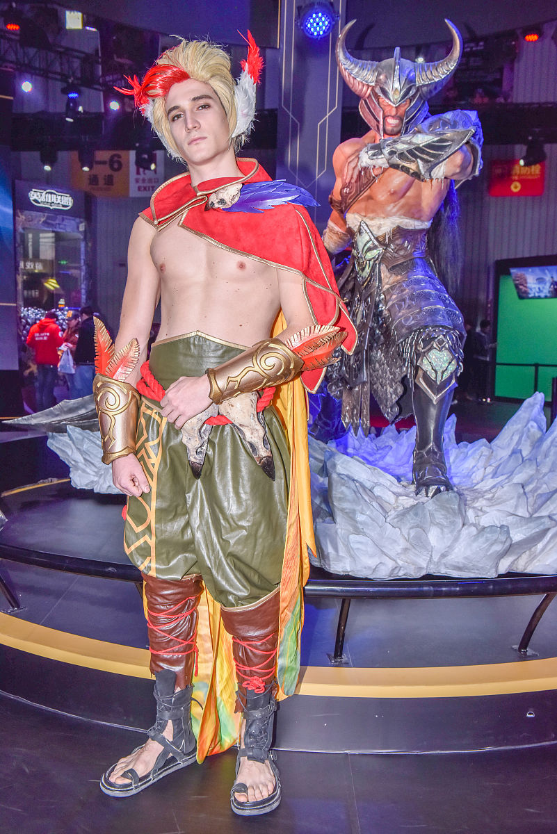 王者荣耀如何打到无双王者？