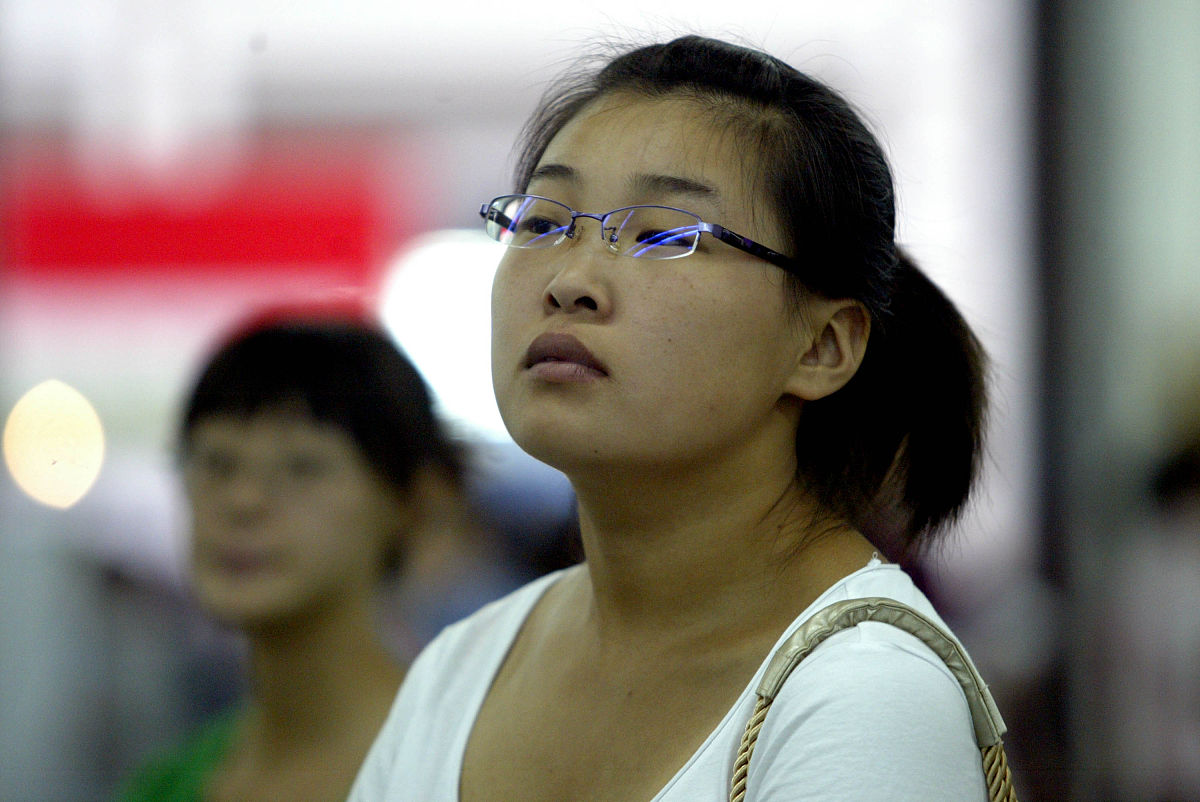 辽宁省交通高等专科学校联系电话：招生咨询、学校信息