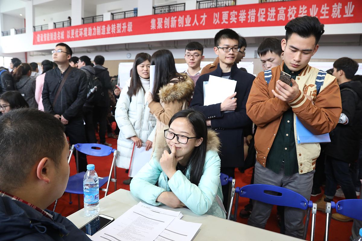 兰州初中生2023年起可入读中专：职业教育新选择