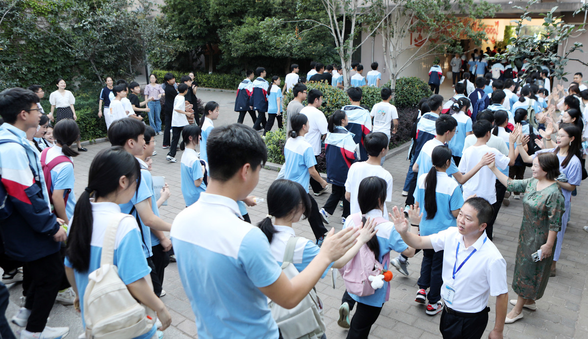 重庆幼师职业学院有不有学生活动