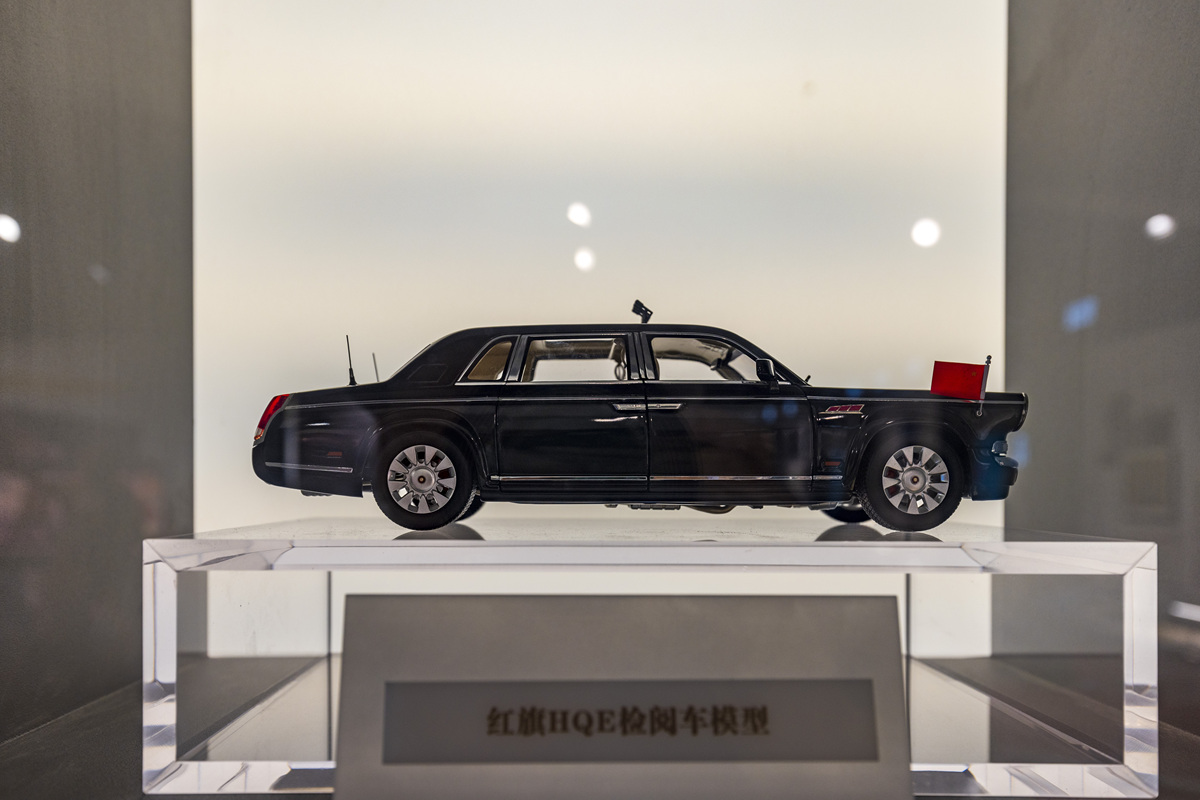劳斯莱斯价格 - 揭秘百万豪车价格秘密