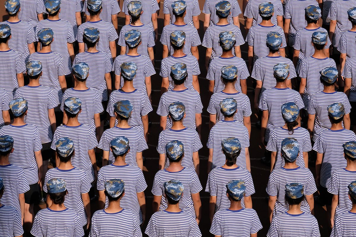 军训防中暑指南：如何避免高温训练带来的健康风险