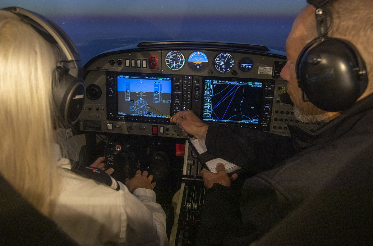 湖北商业学校电子商务好不好？有什么招生要求