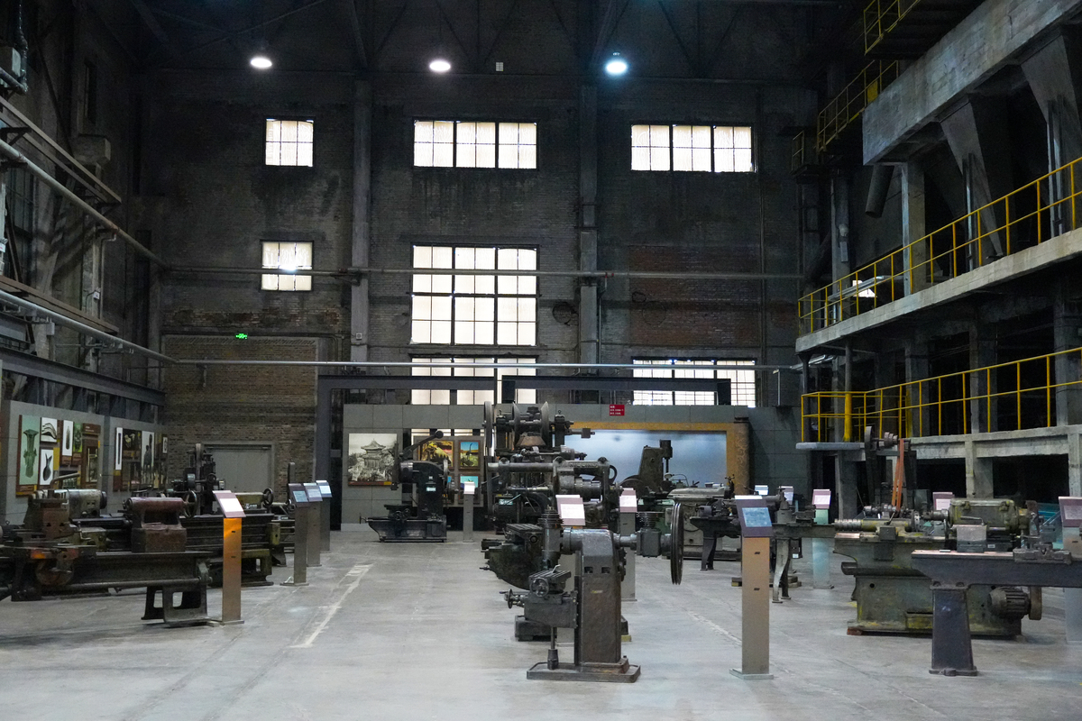 专业、人性化：走进我们铁合金工厂