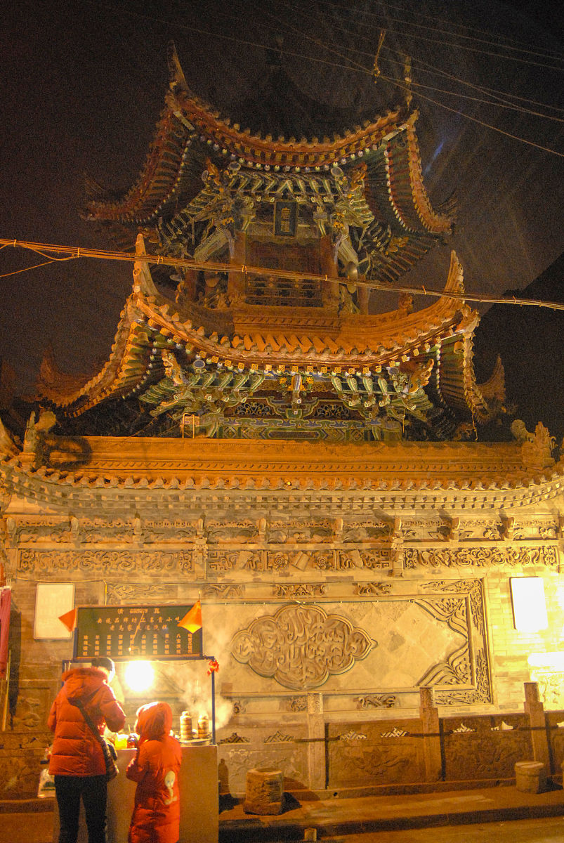 中国古代著名楼塔盘点：雁塔、琉璃塔、回音壁等