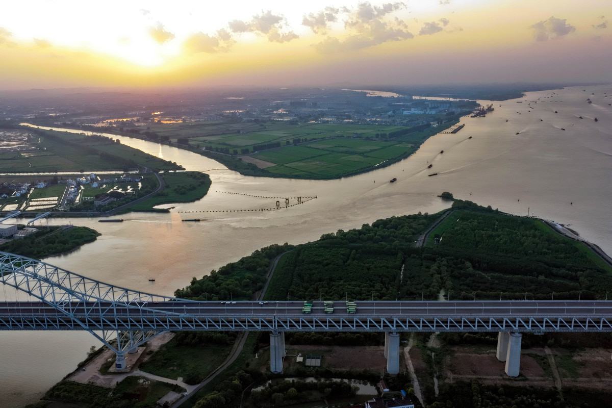 新中国重大工程：推动现代化进程的伟大项目