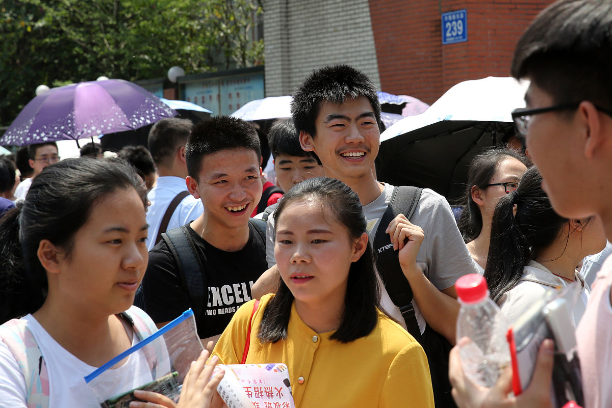 大学新生采访：期待、挑战和适应 | 新生指南