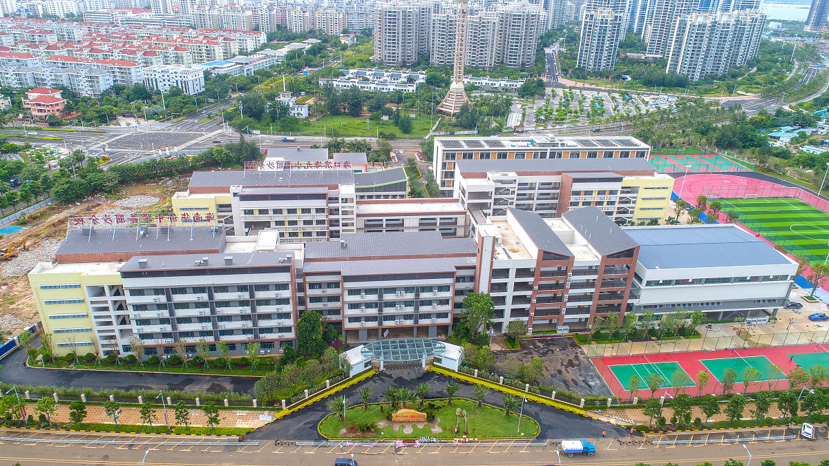 彭山县职业高级中学:培养高素质人才的摇篮 彭山县职业高级中学:培养高素质人才的摇篮