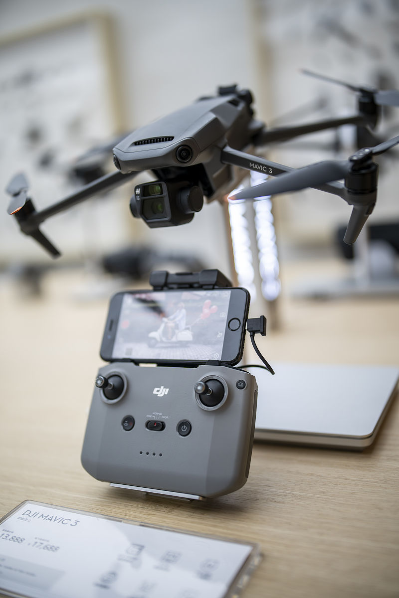 大疆如影 RS2 vs RS3：哪款适合你？