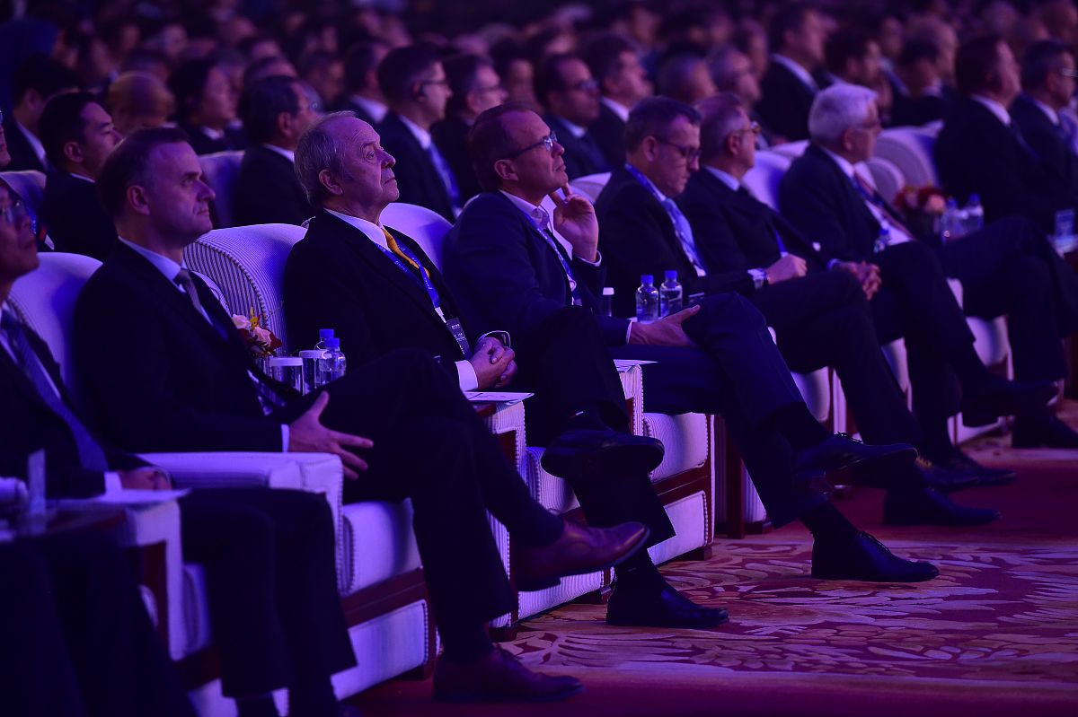 杭州2023年汽修学校招生简章：班级分配及未来发展趋势