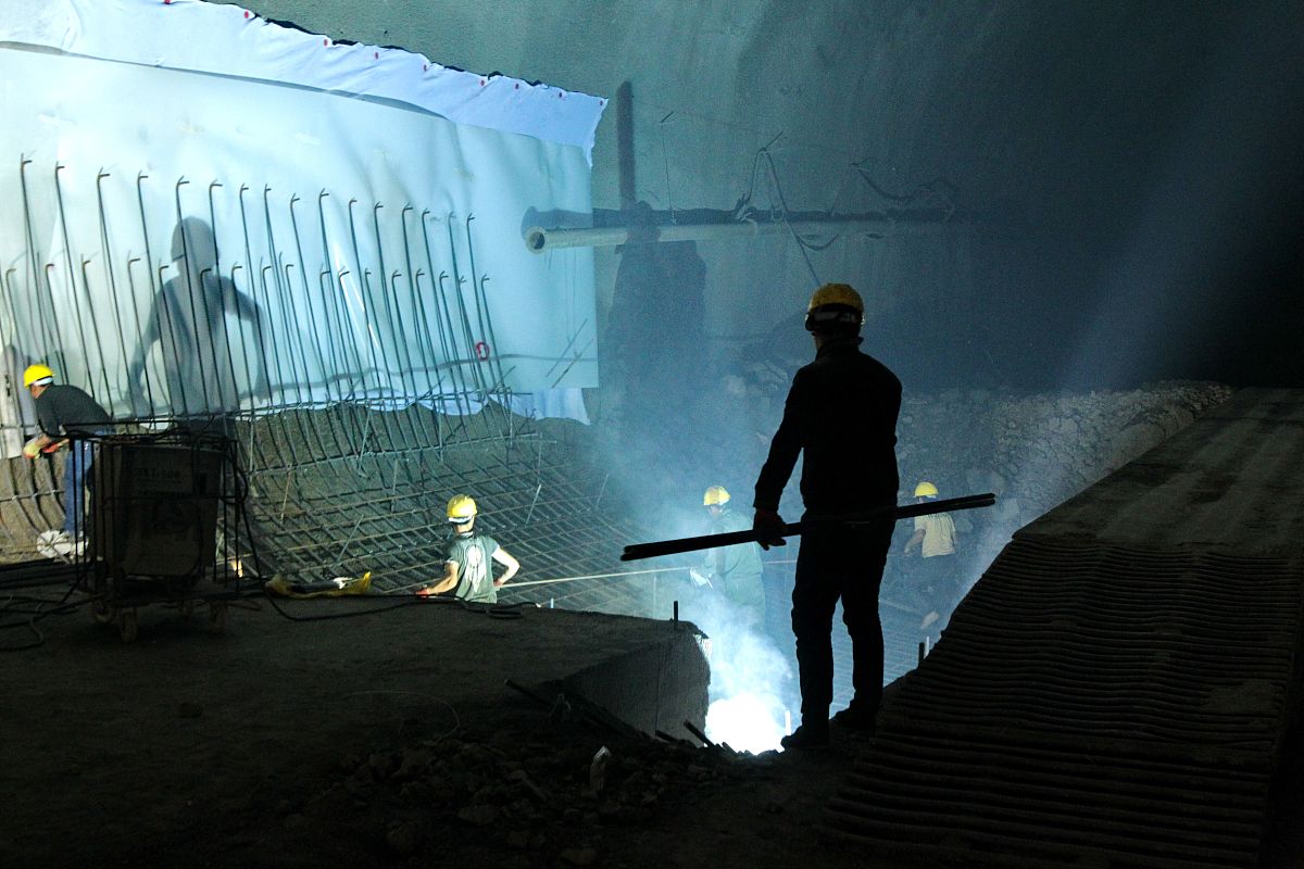 江苏有哪些大专院校开设铁路专业？