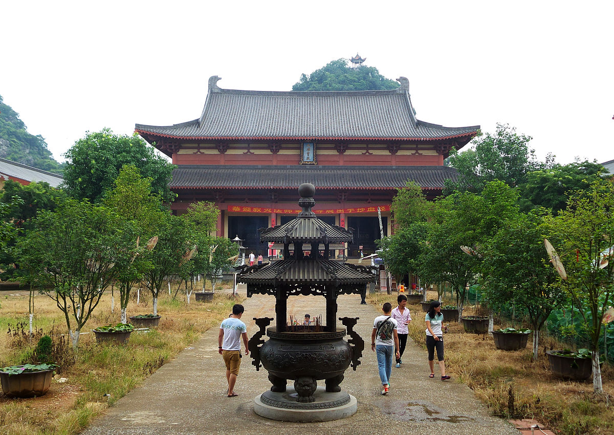 贵港南山寺旅游攻略：探寻千年古刹，感受佛教文化魅力