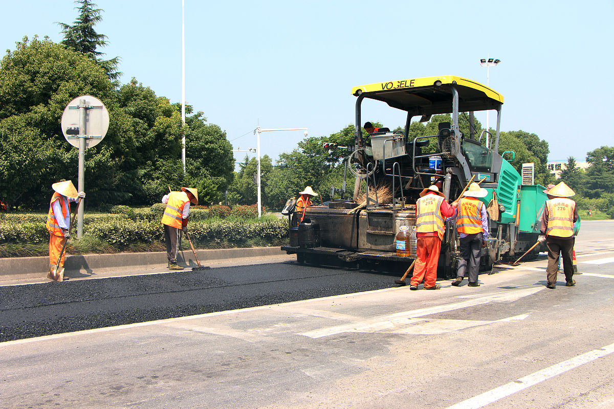 探究现代农村公路养护中预防性公路养护理念的应用
