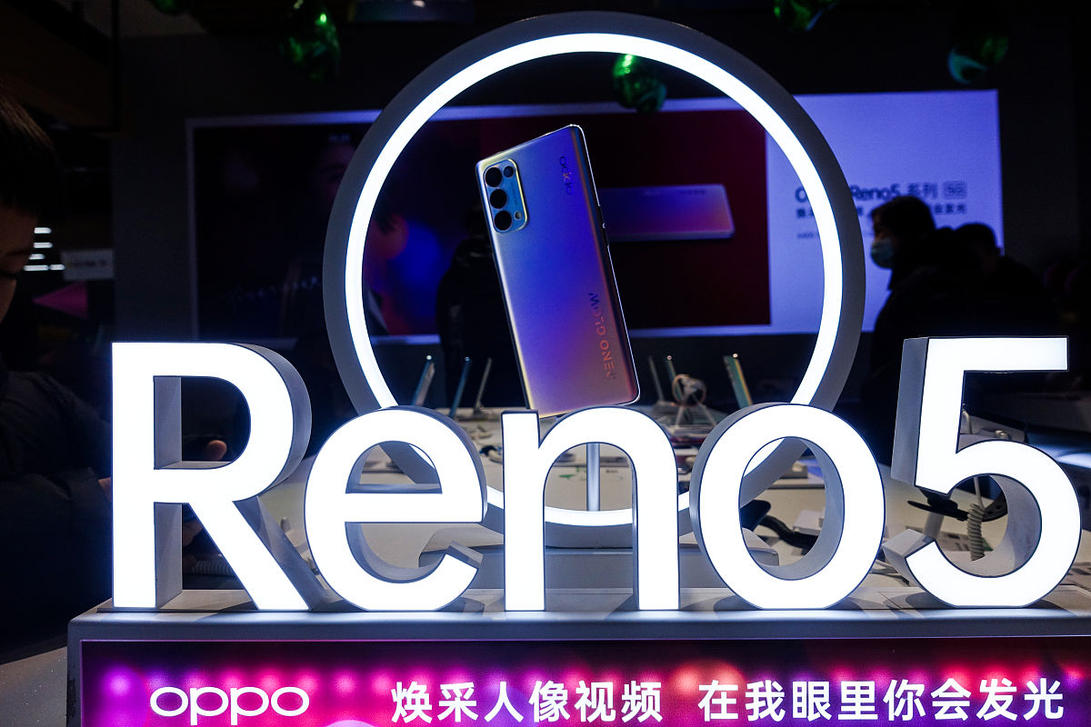 OPPO Reno9 经济环境分析：市场竞争、消费者需求、政策和供应链