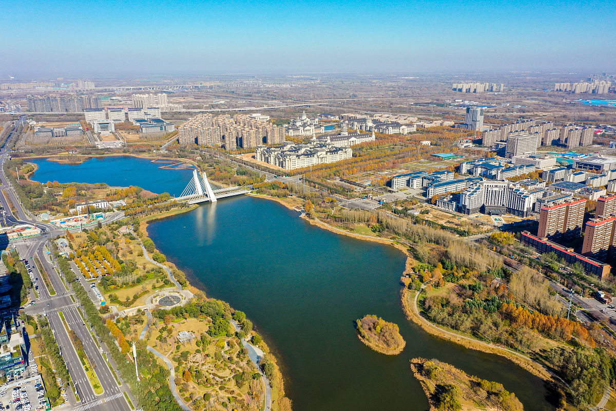 2021年11月23日,郑州,航拍中原龙子湖智慧岛(龙子湖湖心岛,龙子湖高校