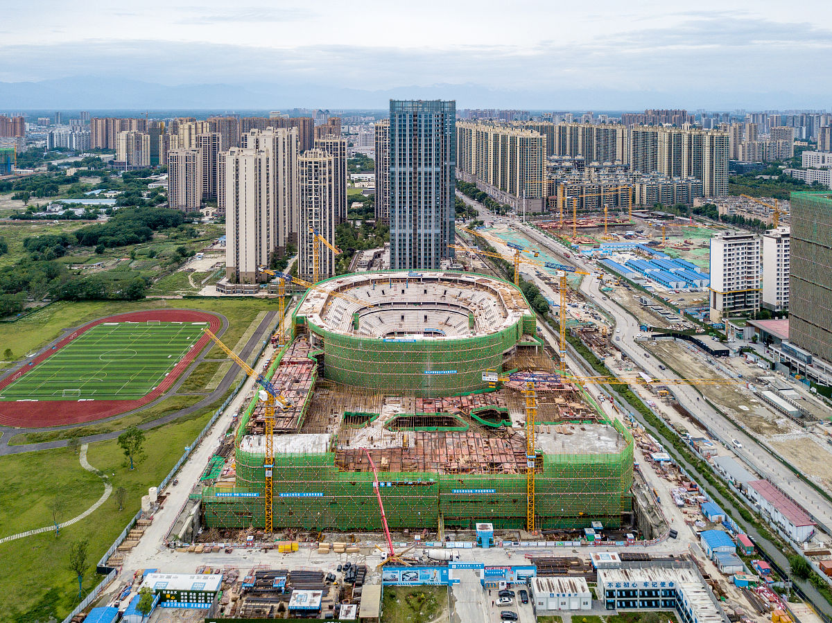 成都体育旅游发展研究：赛事名城背景下的机遇与挑战