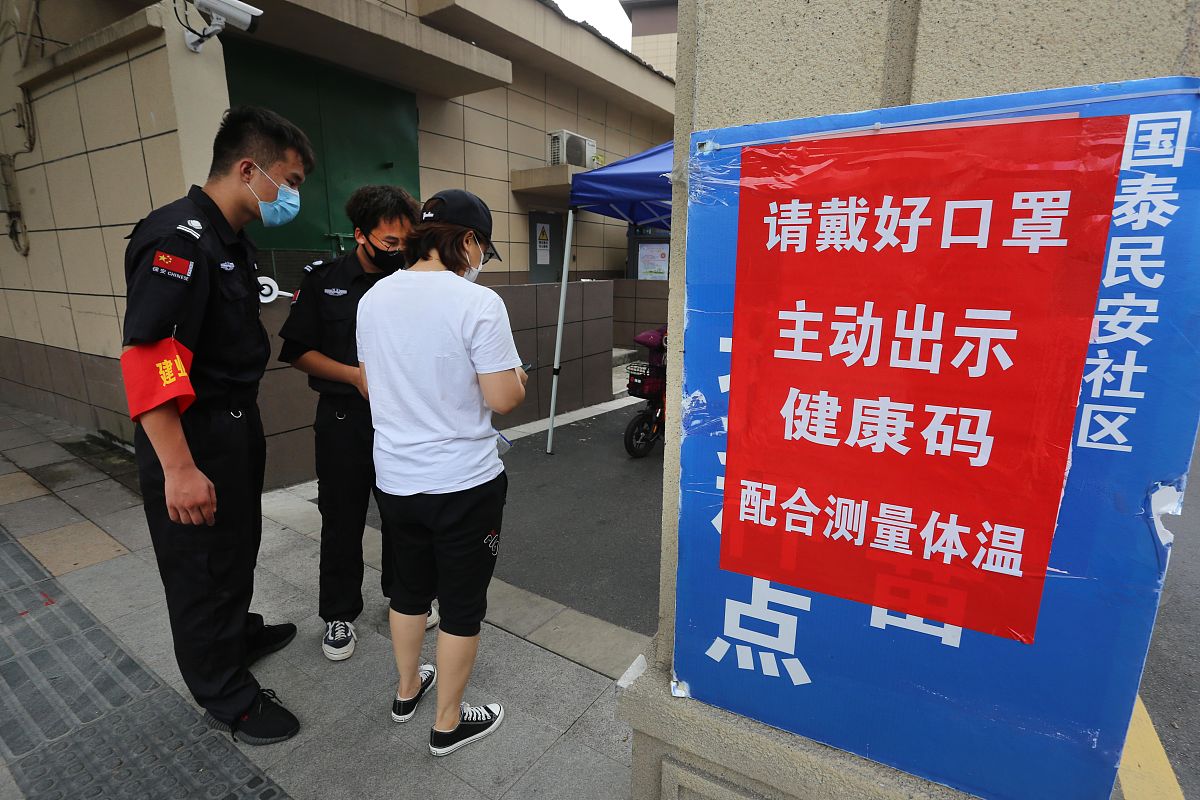 商户占道经营怎么办？投诉指南！