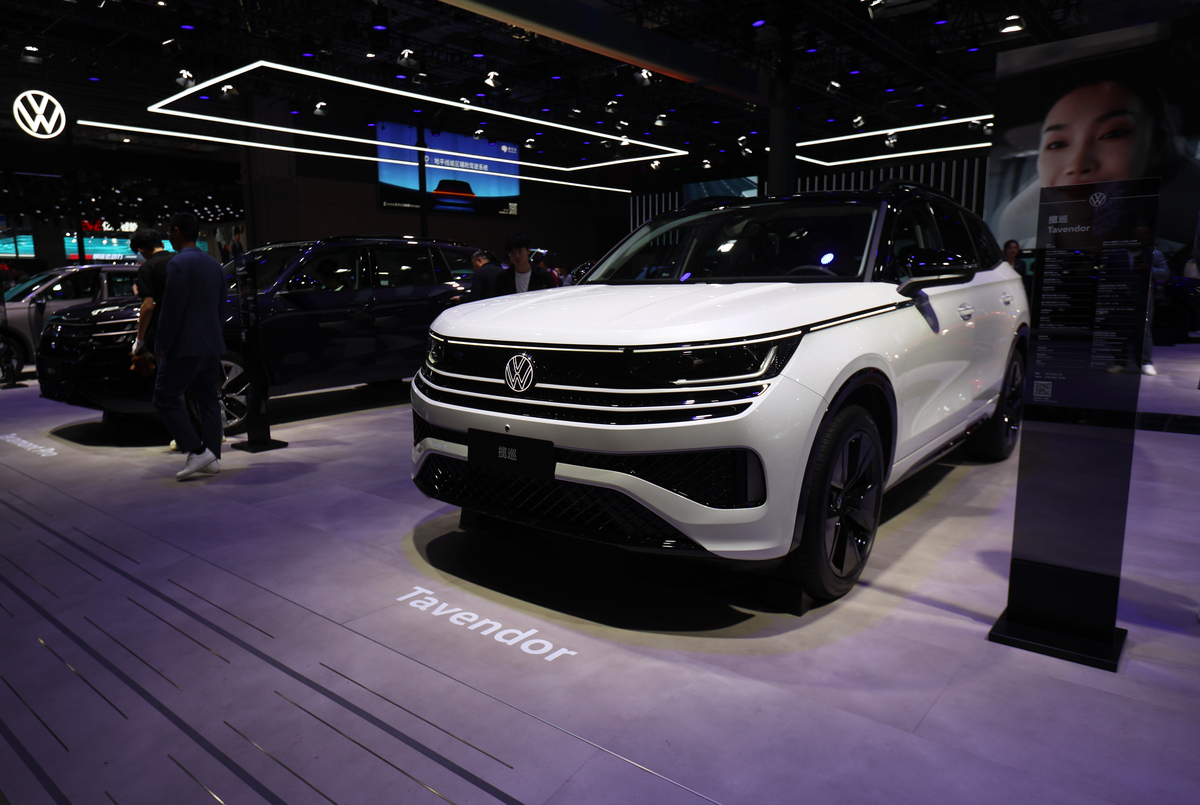 大众途锐：豪华SUV，性能与奢华的完美结合