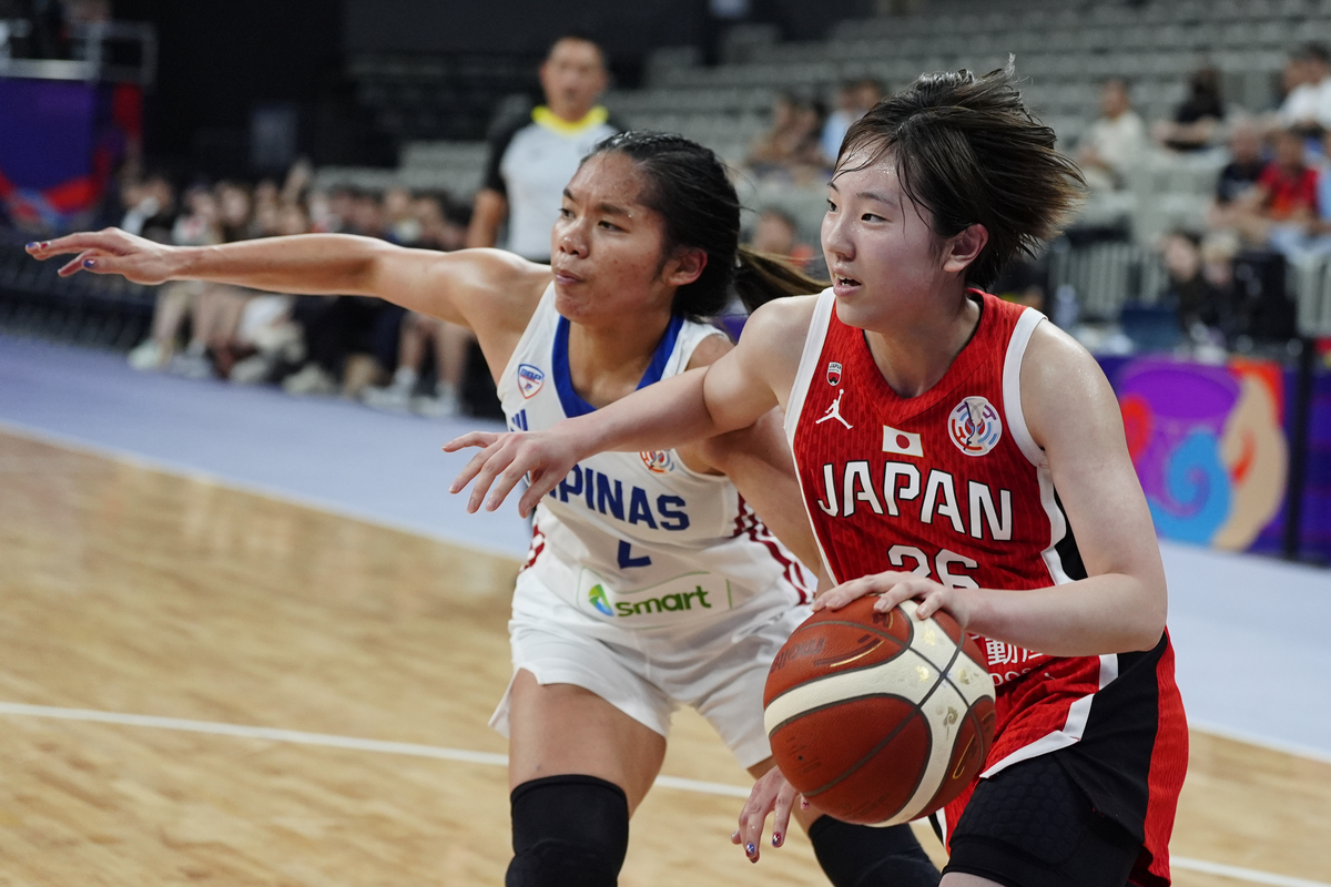 中国女子篮球界传奇人物：何立葳