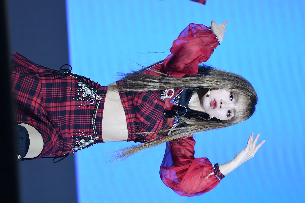 2020年12月24日,上海,明星现身ms上汽r汽车迎新演唱会 ,snh48
