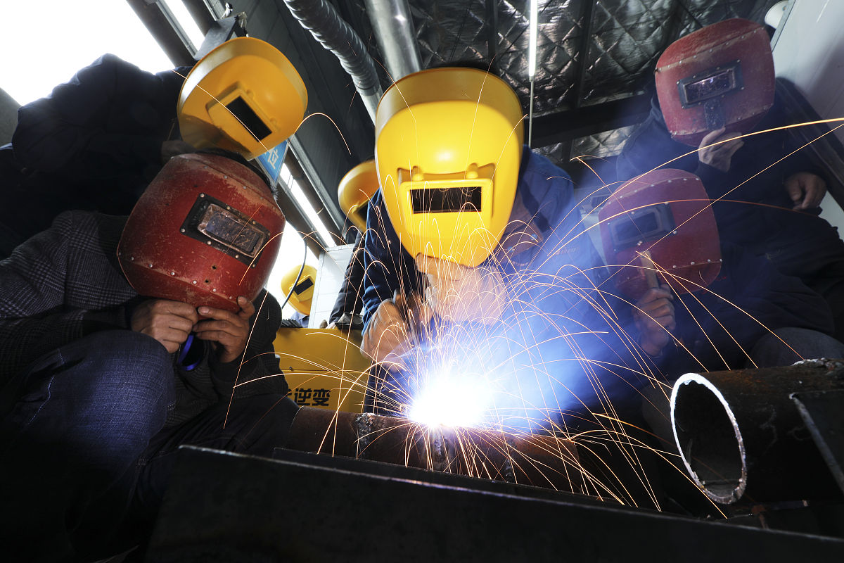 2021年青岛莱西市职业教育中心招生专业-电子商务、会计、旅游管理等