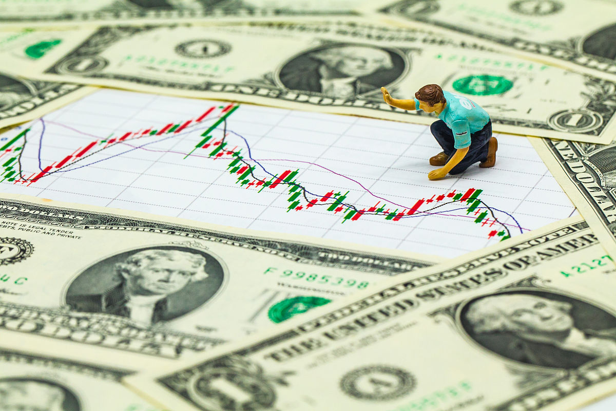 上市企业外汇风险暴露研究：影响因素、对冲策略与政策建议